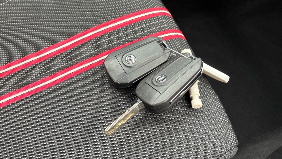 Vauxhall Corsa 1.2 GS 5dr Petrol Hatchback - Image 20