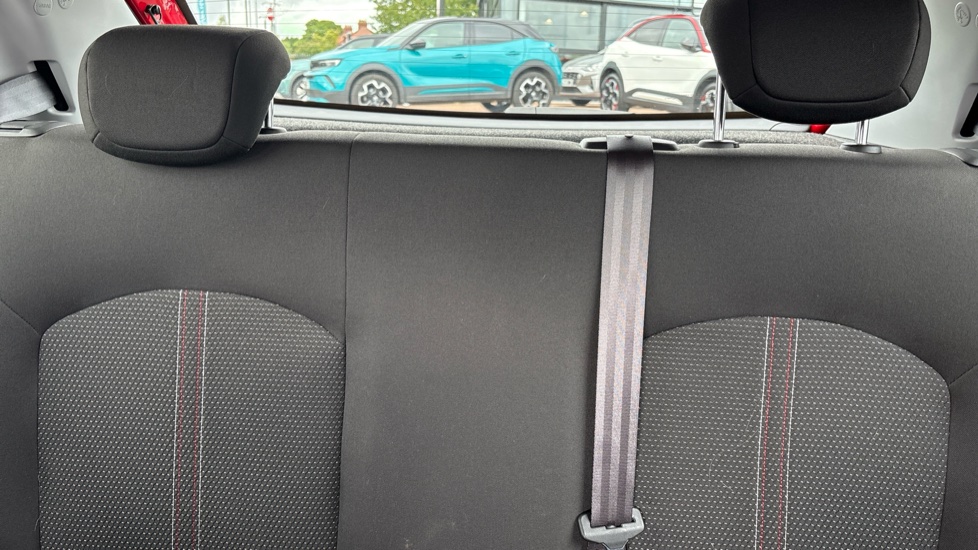 Vauxhall Corsa 1.4 [75] Griffin 5dr Petrol Hatchback - Image 15
