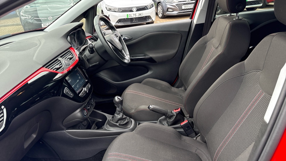 Vauxhall Corsa 1.4 [75] Griffin 5dr Petrol Hatchback - Image 27
