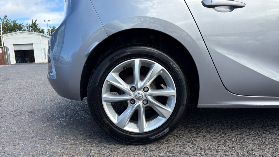 Vauxhall Corsa 1.2 SE Premium 5dr Petrol Hatchback - Image 7