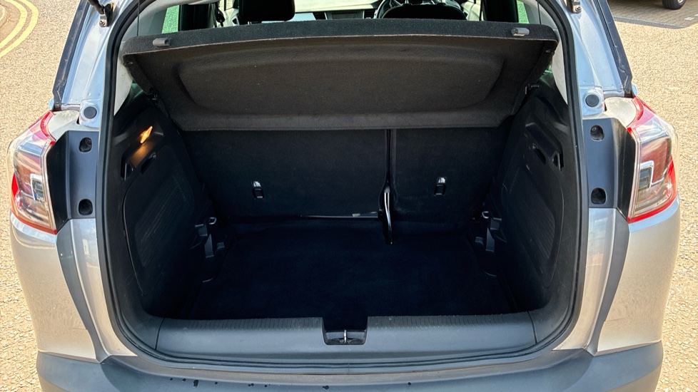 Vauxhall Crossland X 1.2T [110] Griffin 5dr [6 Spd] [Start Stop] Petrol Hatchback - Image 4