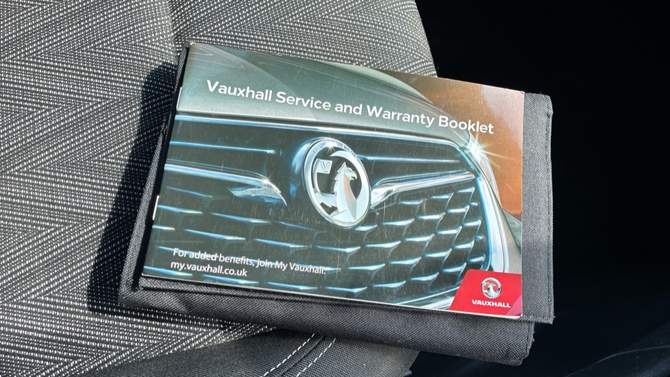 Vauxhall Crossland X 1.2T [110] Griffin 5dr [6 Spd] [Start Stop] Petrol Hatchback - Image 19