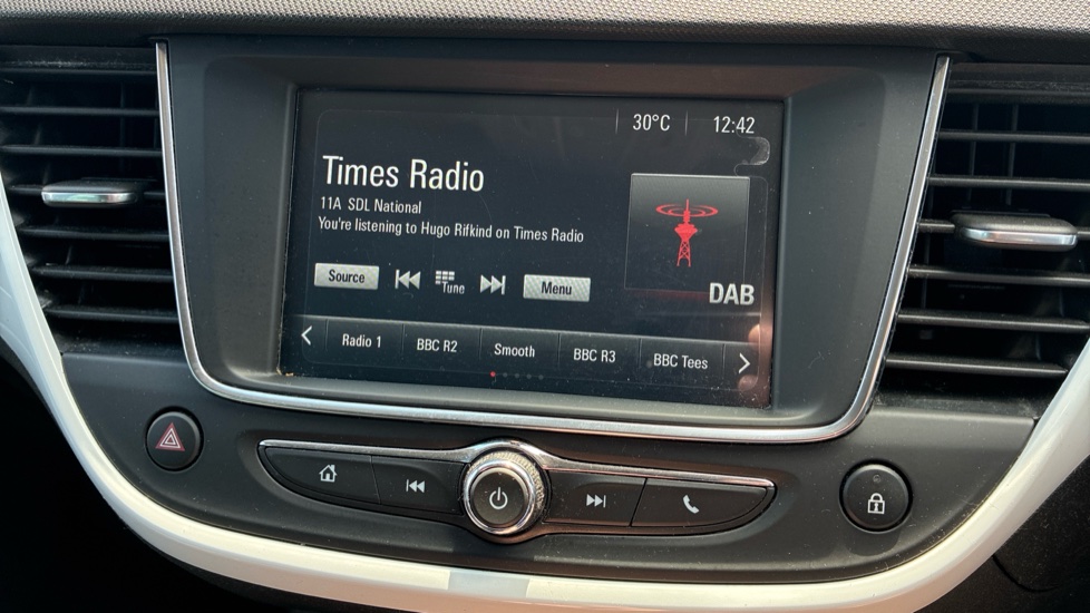 Vauxhall Crossland X 1.2T [110] Griffin 5dr [6 Spd] [Start Stop] Petrol Hatchback - Image 21
