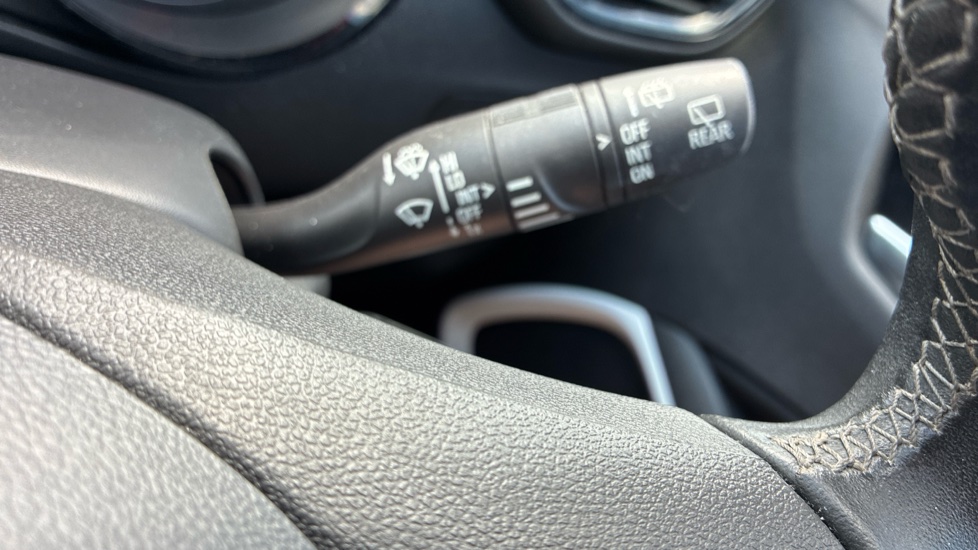 Vauxhall Crossland X 1.2T [110] Griffin 5dr [6 Spd] [Start Stop] Petrol Hatchback - Image 34