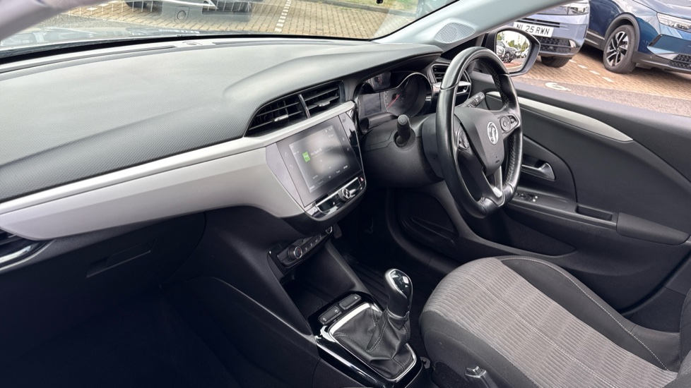 Vauxhall Corsa 1.2 SE 5dr Petrol Hatchback - Image 9