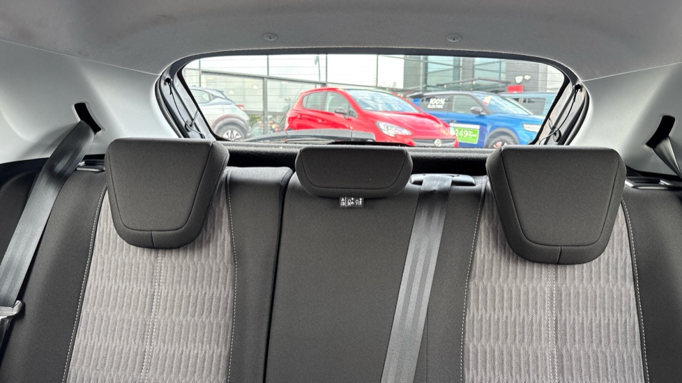 Vauxhall Corsa 1.2 SE 5dr Petrol Hatchback - Image 15
