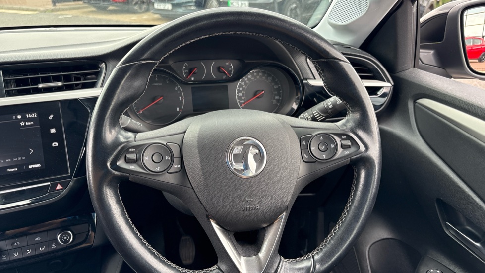 Vauxhall Corsa 1.2 SE 5dr Petrol Hatchback - Image 27