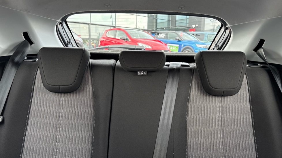 Vauxhall Corsa 1.2 SE 5dr Petrol Hatchback - Image 28