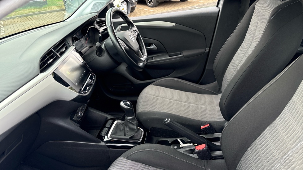 Vauxhall Corsa 1.2 SE 5dr Petrol Hatchback - Image 30