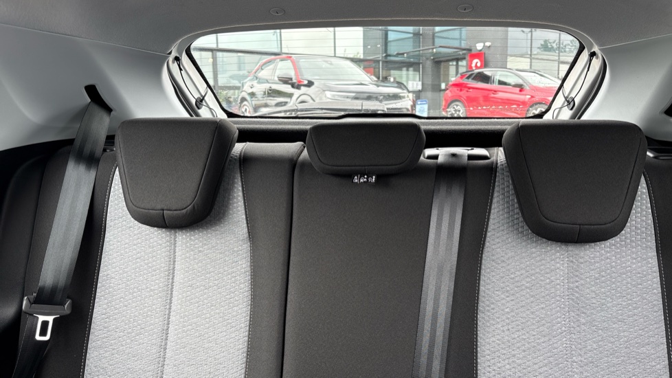 Vauxhall Corsa 1.2 Design 5dr Petrol Hatchback - Image 15