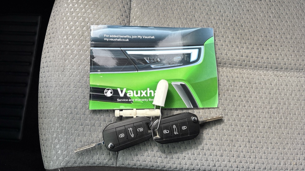 Vauxhall Corsa 1.2 Design 5dr Petrol Hatchback - Image 21