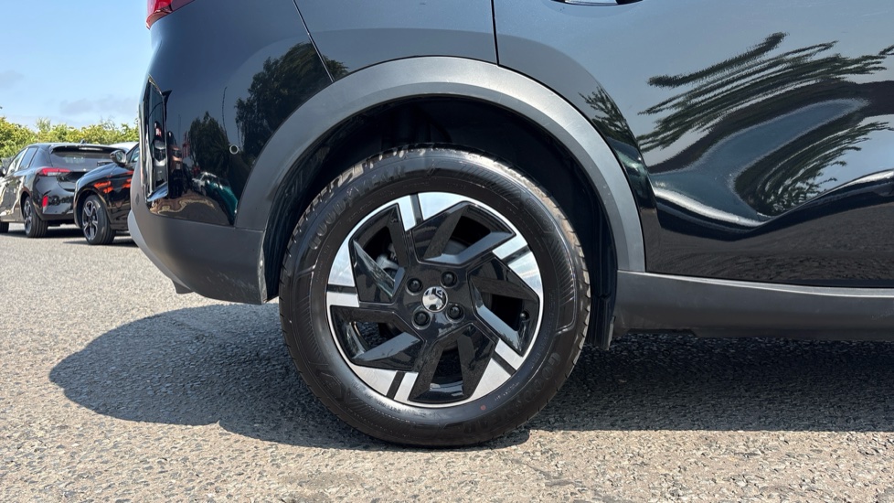 Vauxhall Frontera 83kW GS 54kWh Extended Range 5dr Auto Electric Estate - Image 7