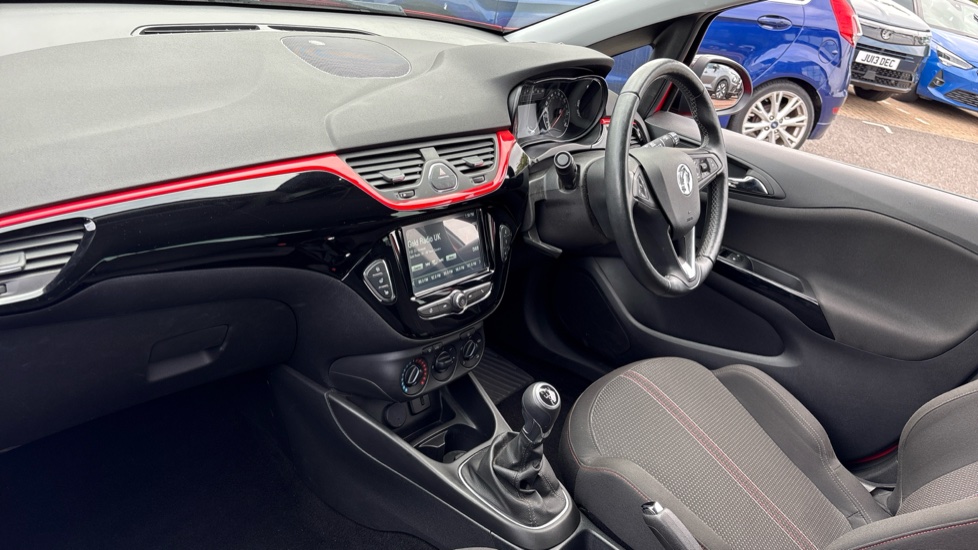 Vauxhall Corsa 1.4 [75] Griffin 5dr Petrol Hatchback - Image 9