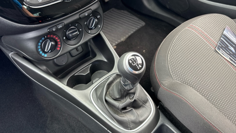 Vauxhall Corsa 1.4 [75] Griffin 5dr Petrol Hatchback - Image 24