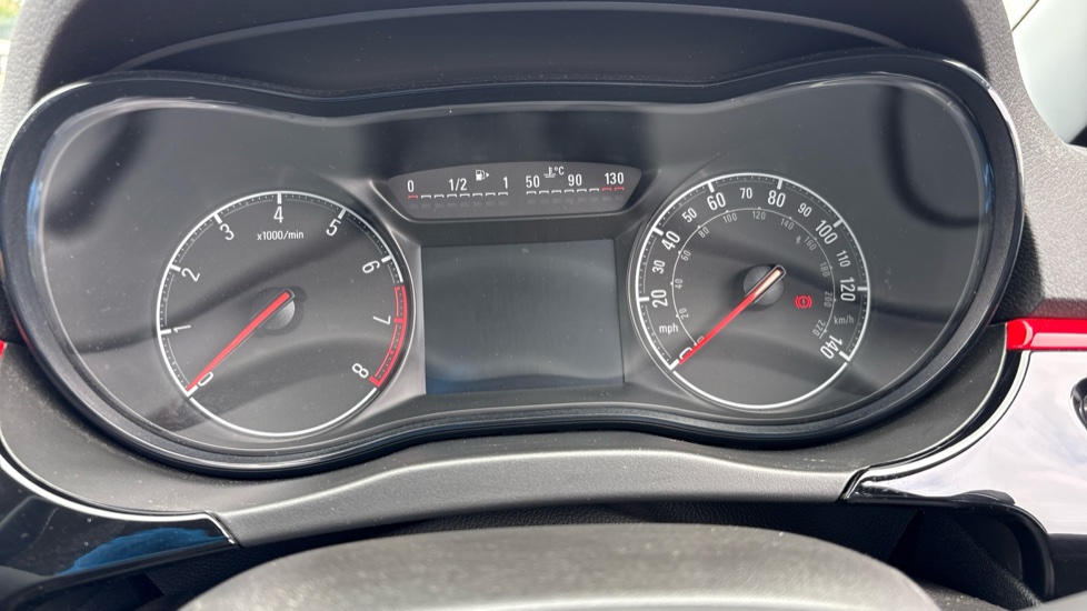 Vauxhall Corsa 1.4 [75] Griffin 5dr Petrol Hatchback - Image 25