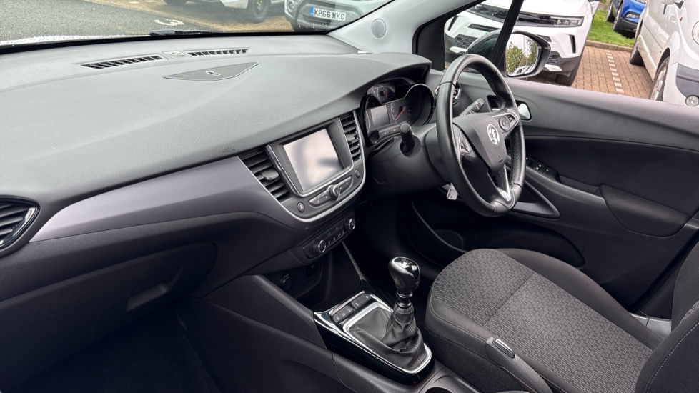 Vauxhall Crossland 1.2 Turbo Design 5dr Petrol Hatchback - Image 9