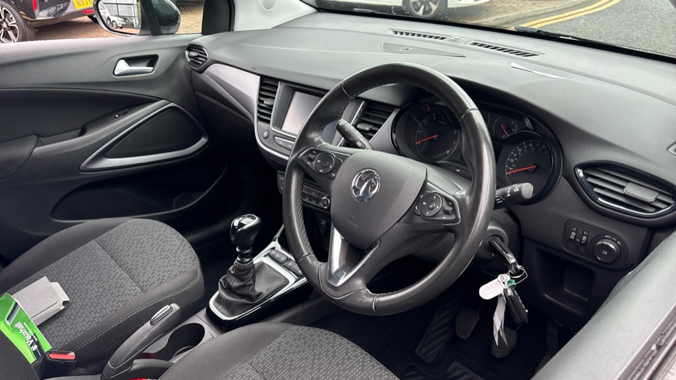 Vauxhall Crossland 1.2 Turbo Design 5dr Petrol Hatchback - Image 11