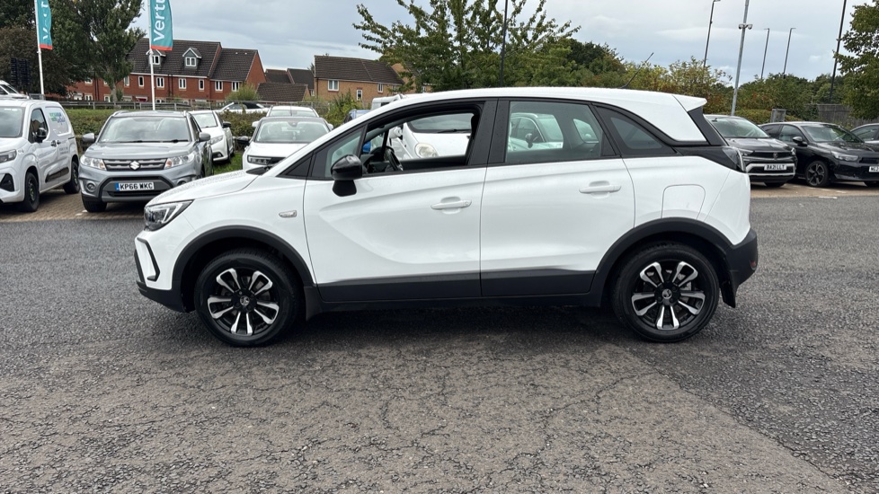 Vauxhall Crossland 1.2 Turbo Design 5dr Petrol Hatchback - Image 31