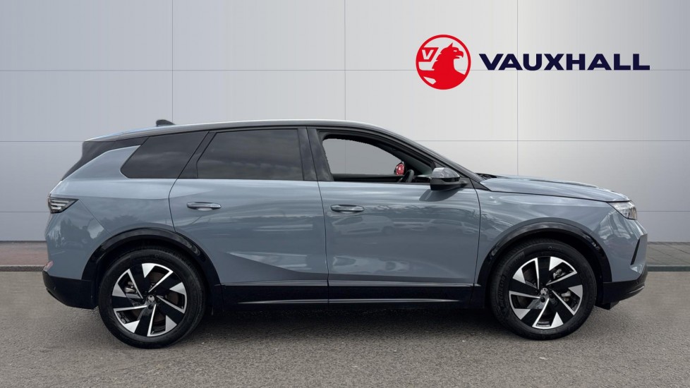 Vauxhall Grandland 157kW GS 73kWh 5dr Auto Electric Hatchback - Image 5