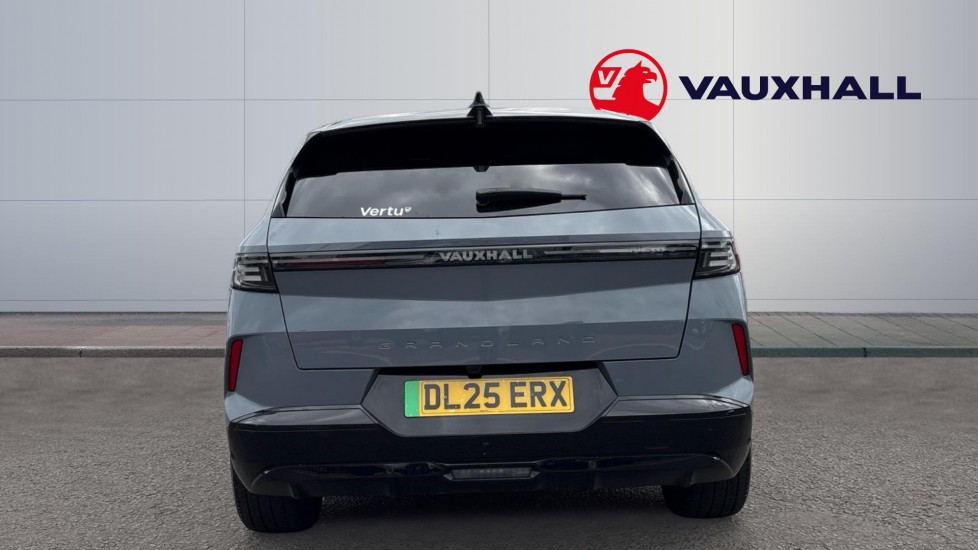 Vauxhall Grandland 157kW GS 73kWh 5dr Auto Electric Hatchback - Image 6