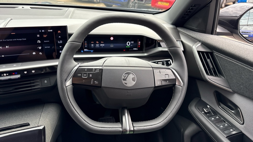 Vauxhall Grandland 157kW GS 73kWh 5dr Auto Electric Hatchback - Image 25