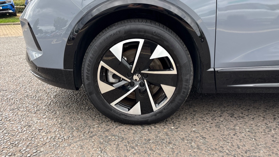 Vauxhall Grandland 157kW GS 73kWh 5dr Auto Electric Hatchback - Image 32