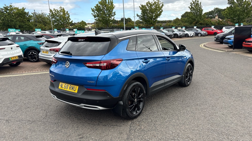 Vauxhall Grandland X 1.2 Turbo Sport Nav 5dr Petrol Hatchback - Image 40