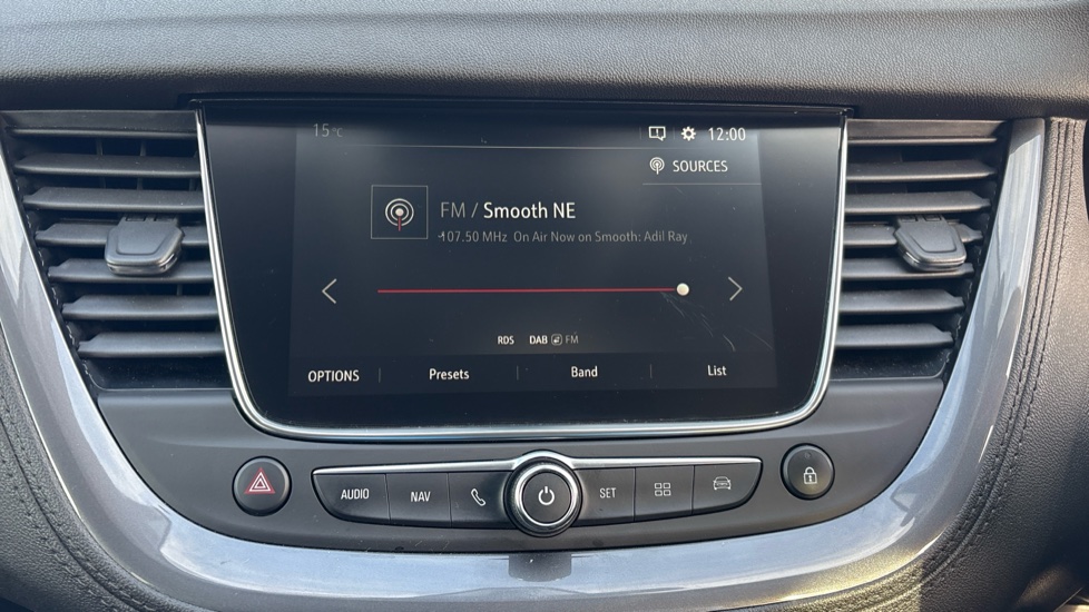 Vauxhall Grandland X 1.2 Turbo SRi Nav 5dr Petrol Hatchback - Image 25