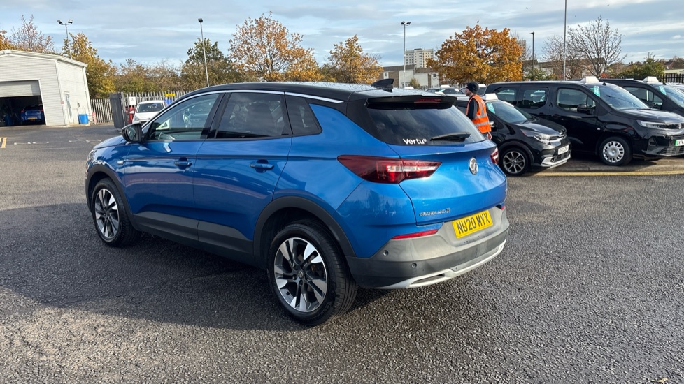Vauxhall Grandland X 1.2 Turbo SRi Nav 5dr Petrol Hatchback - Image 41