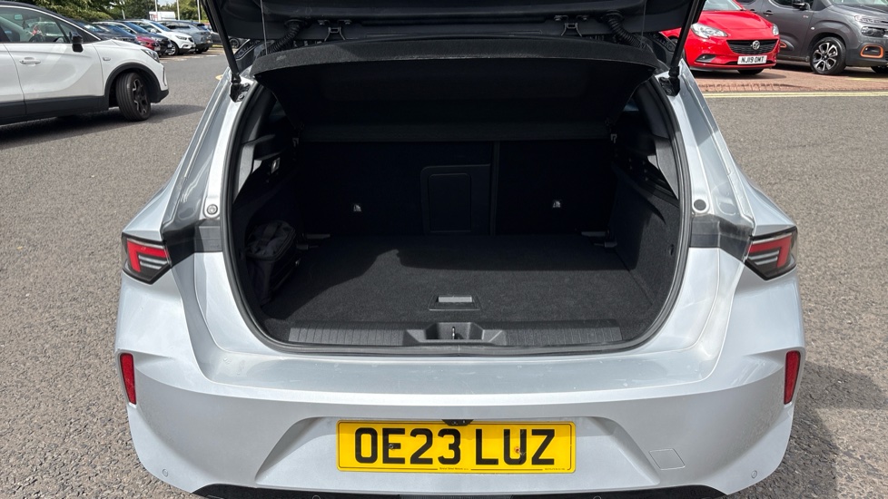 Vauxhall Astra 1.2 Turbo 130 GS 5dr Petrol Hatchback - Image 4