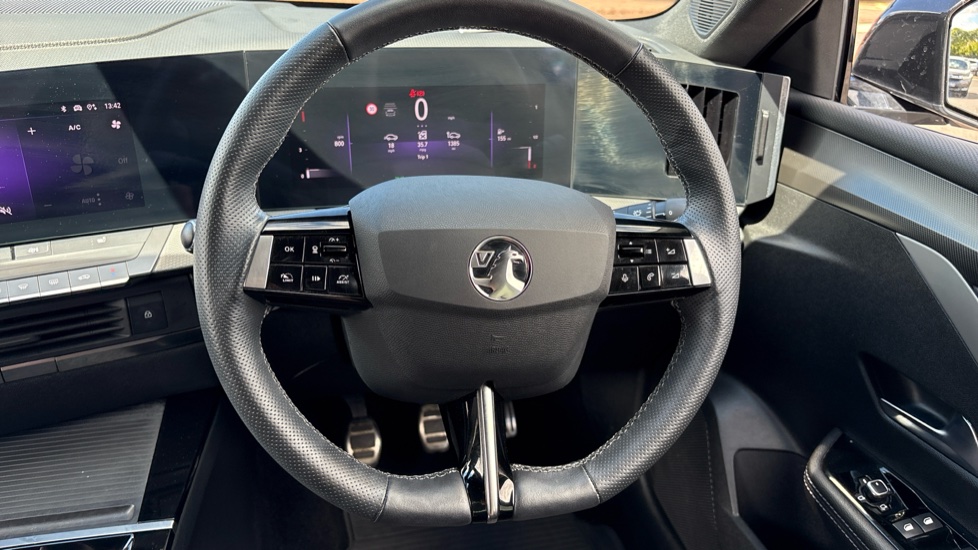 Vauxhall Astra 1.2 Turbo 130 GS 5dr Petrol Hatchback - Image 26