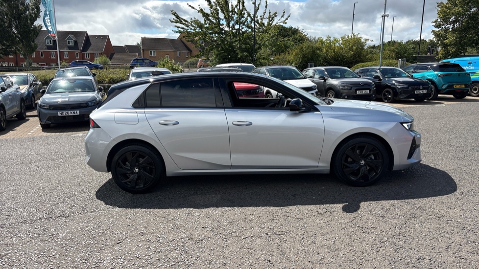 Vauxhall Astra 1.2 Turbo 130 GS 5dr Petrol Hatchback - Image 35