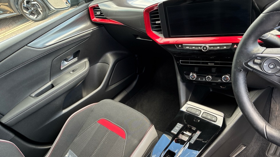 Vauxhall Mokka 100kW GS 50kWh 5dr Auto Electric Hatchback - Image 14