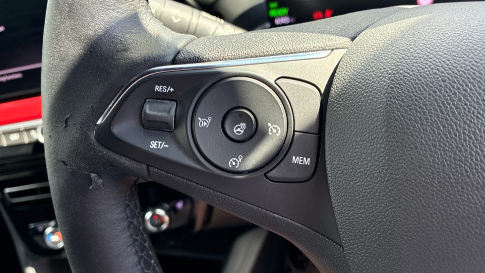 Vauxhall Mokka 100kW GS 50kWh 5dr Auto Electric Hatchback - Image 37