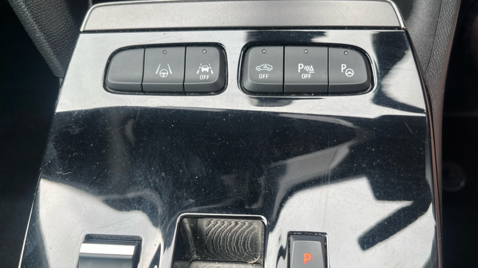 Vauxhall Mokka 100kW Ultimate 50kWh 5dr Auto Electric Hatchback - Image 32
