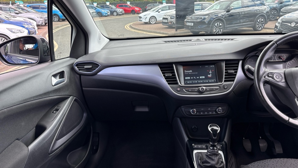 Vauxhall Crossland 1.2 Turbo Design 5dr Petrol Hatchback - Image 14