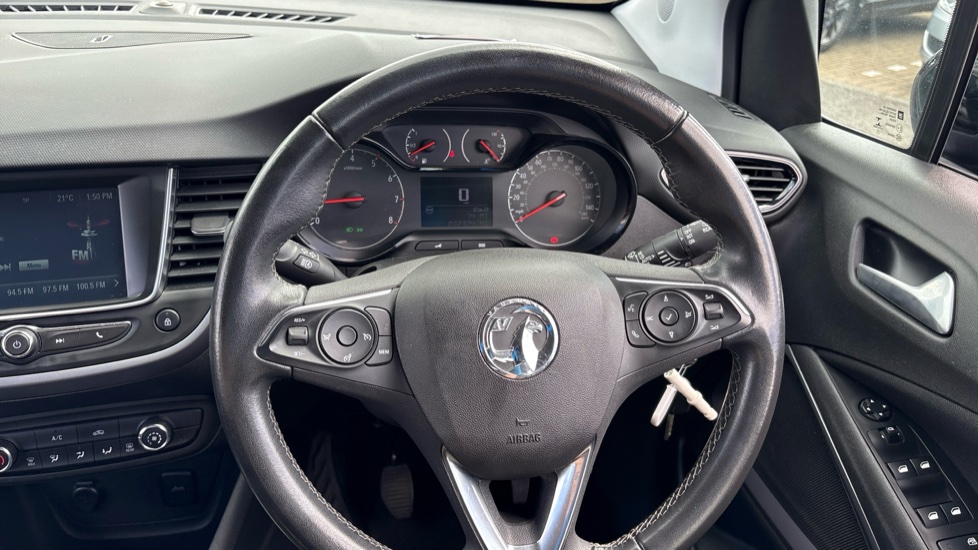 Vauxhall Crossland 1.2 Turbo Design 5dr Petrol Hatchback - Image 25