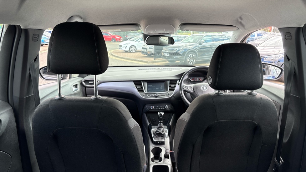 Vauxhall Crossland 1.2 Turbo Design 5dr Petrol Hatchback - Image 43