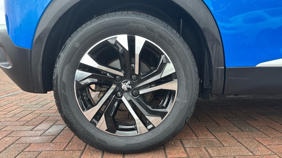 Peugeot 2008 100kW GT 50kWh 5dr Auto Electric Estate - Image 7
