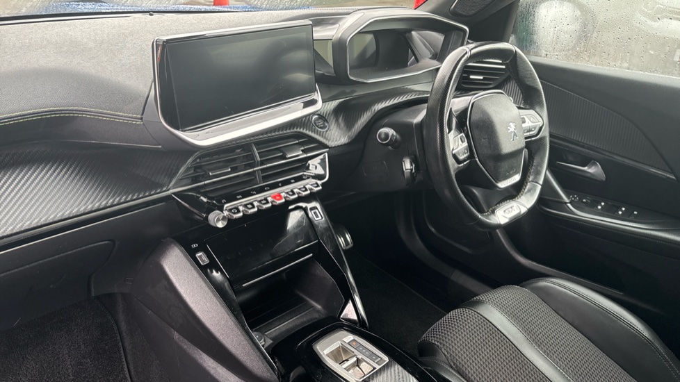 Peugeot 2008 100kW GT 50kWh 5dr Auto Electric Estate - Image 9