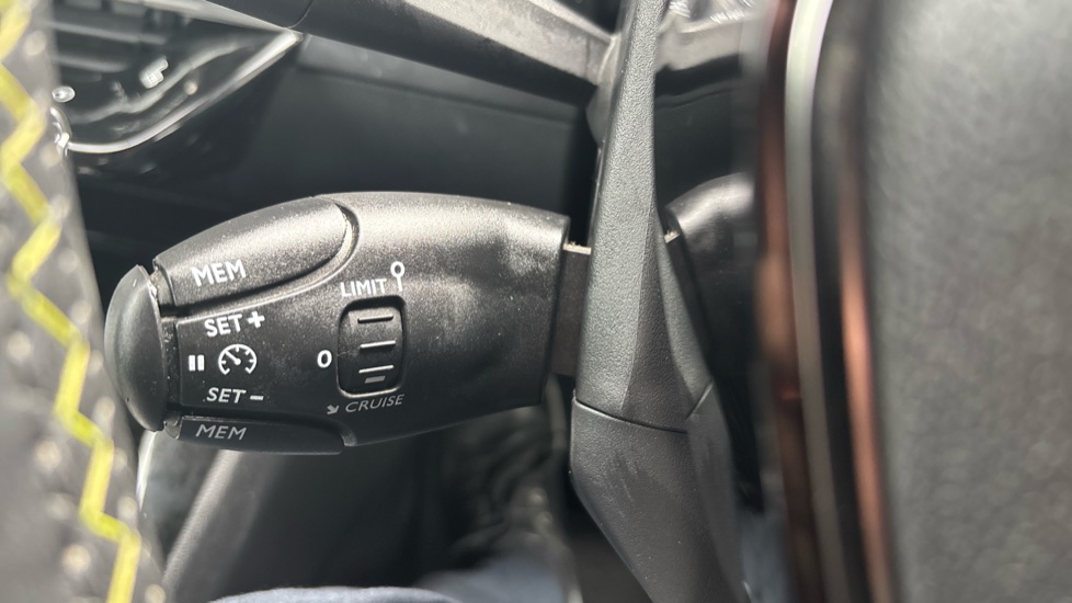 Peugeot 2008 100kW GT 50kWh 5dr Auto Electric Estate - Image 34