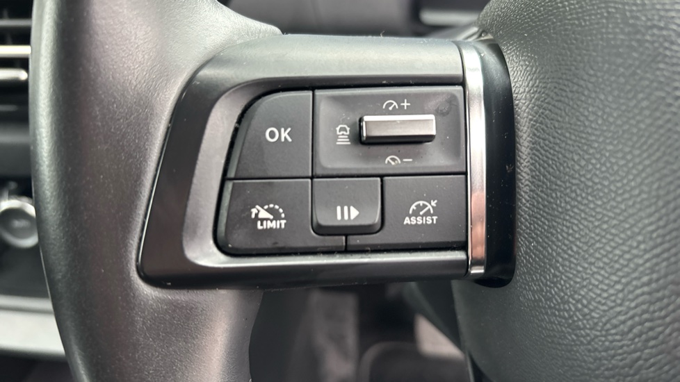 Citroen C4 100kW Shine Plus 50kWh 5dr Auto Electric Hatchback - Image 35