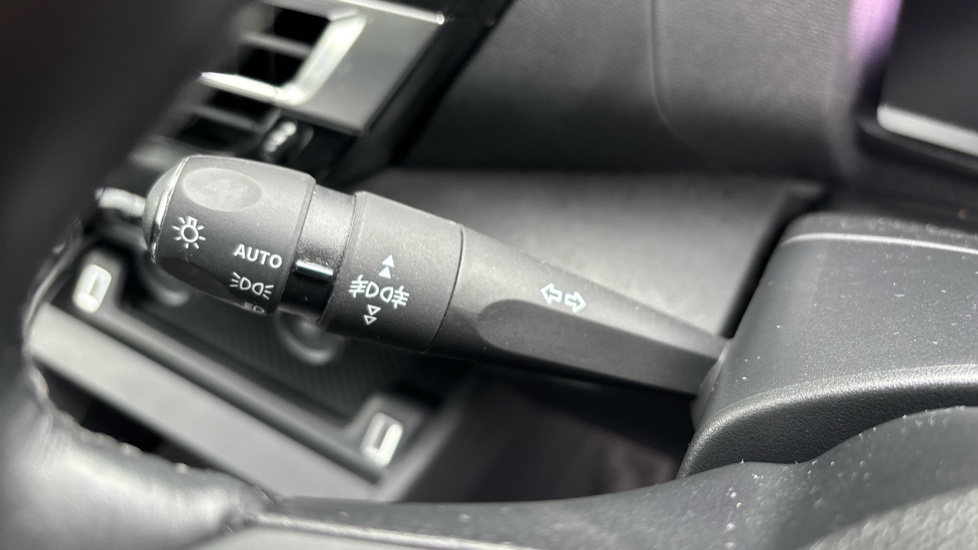 Citroen C4 100kW Shine Plus 50kWh 5dr Auto Electric Hatchback - Image 36