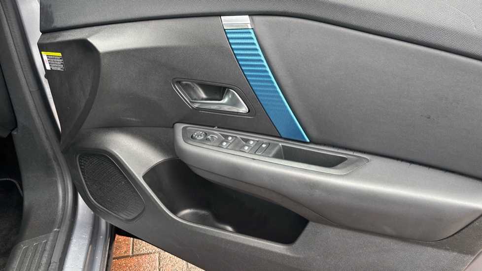 Citroen C4 100kW Shine Plus 50kWh 5dr Auto Electric Hatchback - Image 41