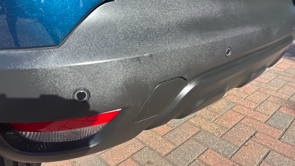 Renault Captur 0.9 TCE 90 Iconic 5dr Petrol Hatchback - Image 42