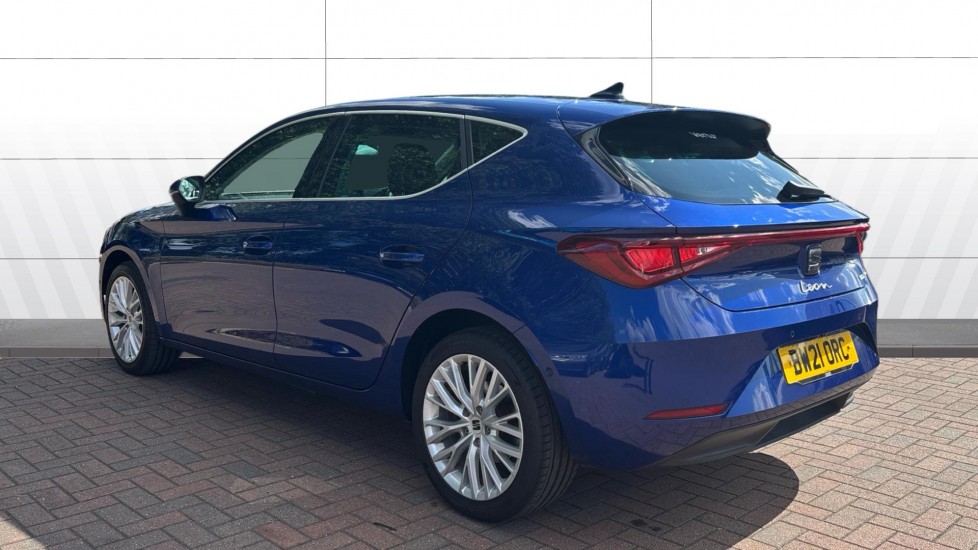 SEAT Leon 1.4 eHybrid Xcellence 5dr DSG Hatchback - Image 2
