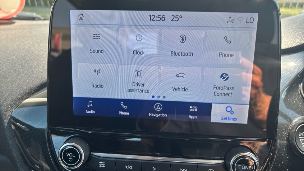 Ford Puma 1.0 EcoBoost Hybrid mHEV Titanium 5dr Petrol Hatchback - Image 27