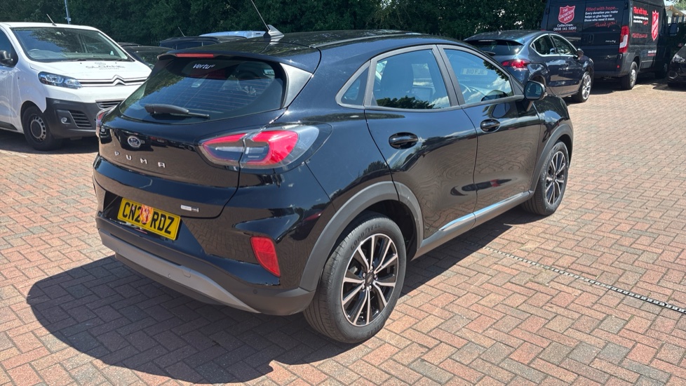 Ford Puma 1.0 EcoBoost Hybrid mHEV Titanium 5dr Petrol Hatchback - Image 46