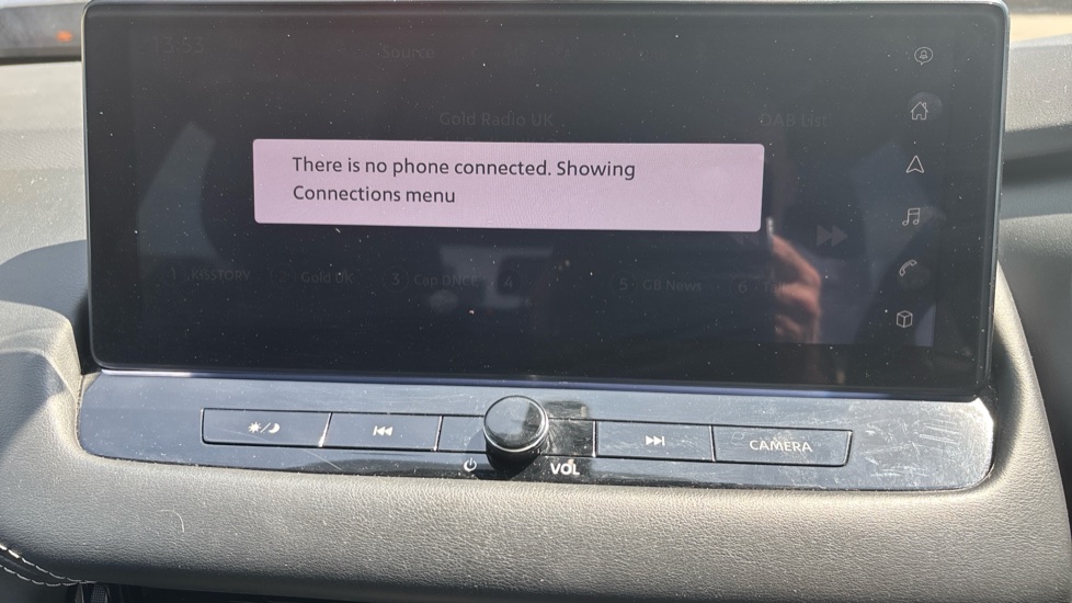 Nissan Qashqai 1.3 DiG-T MH 158 N-Connecta 5dr Xtronic Petrol Hatchback - Image 23