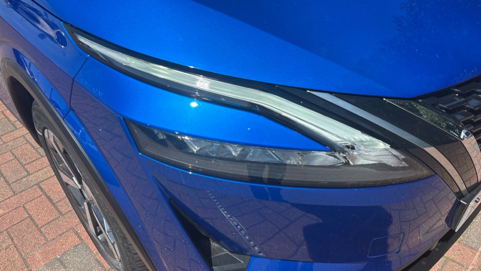 Nissan Qashqai 1.3 DiG-T MH 158 N-Connecta 5dr Xtronic Petrol Hatchback - Image 37